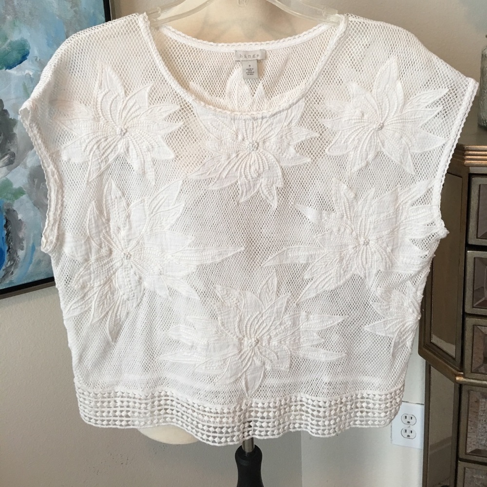 Cute lace crop top.