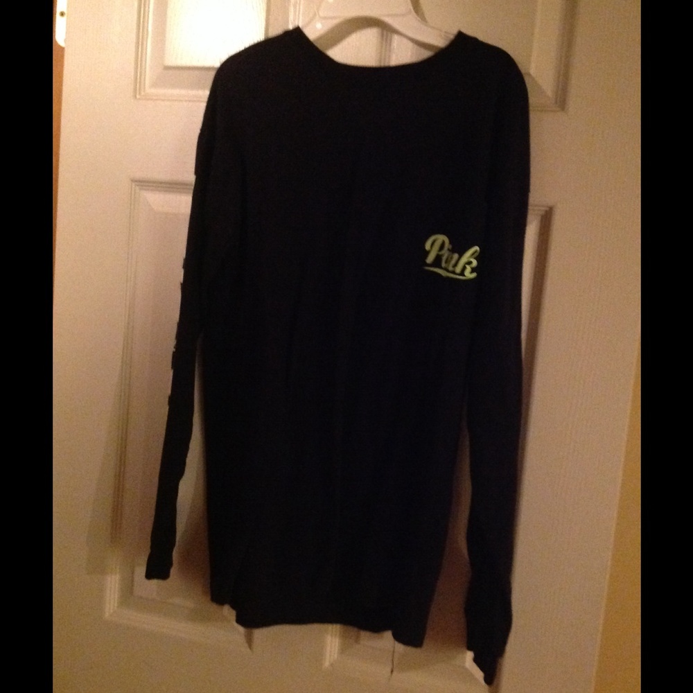 VS PINK black long sleeve tee