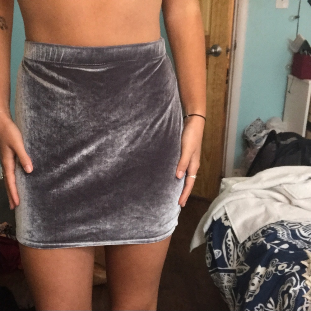 Urban renewal size medium/small velvet skirt