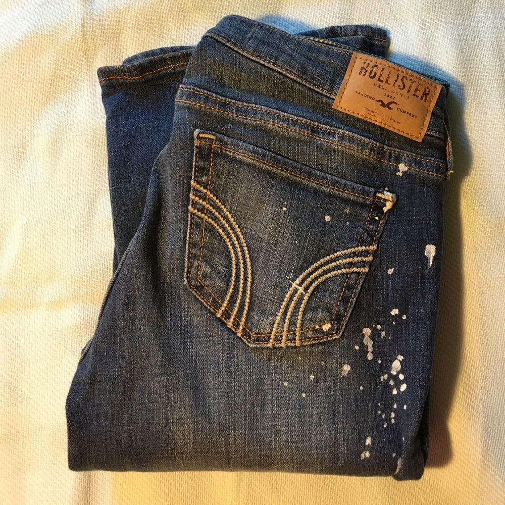 Hollister low rise bootcut paint splattered jean