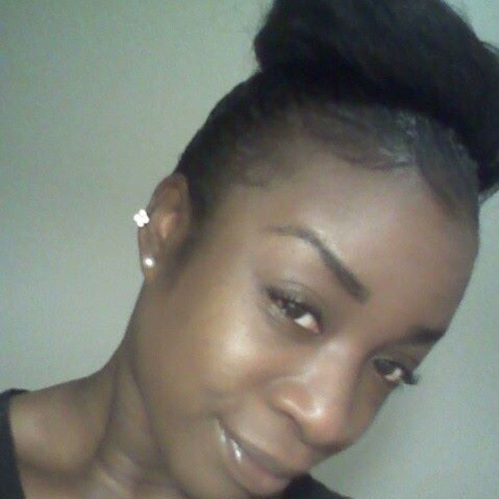 Meet your Posher, Lateshia