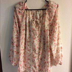 Lauren Conrad Floral Lace Trim Top