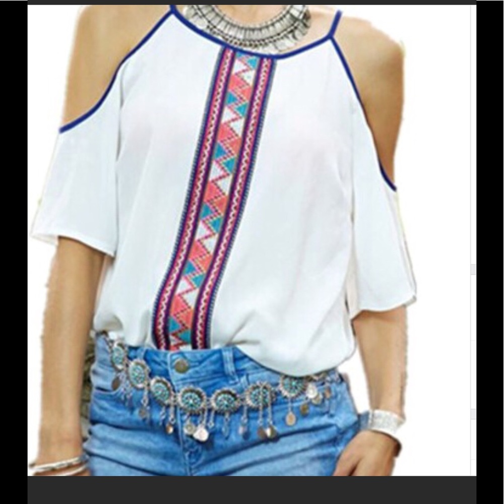 Colder shoulder Aztec top