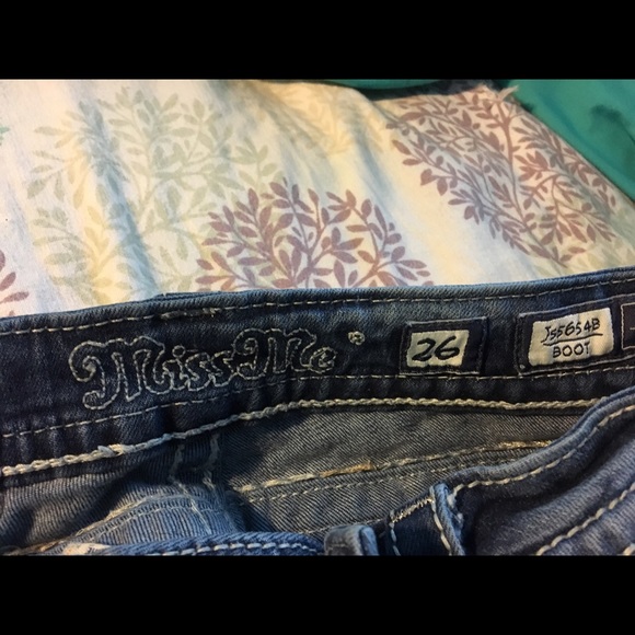 Miss Me Boot Cut Jeans - Picture 3 of 3