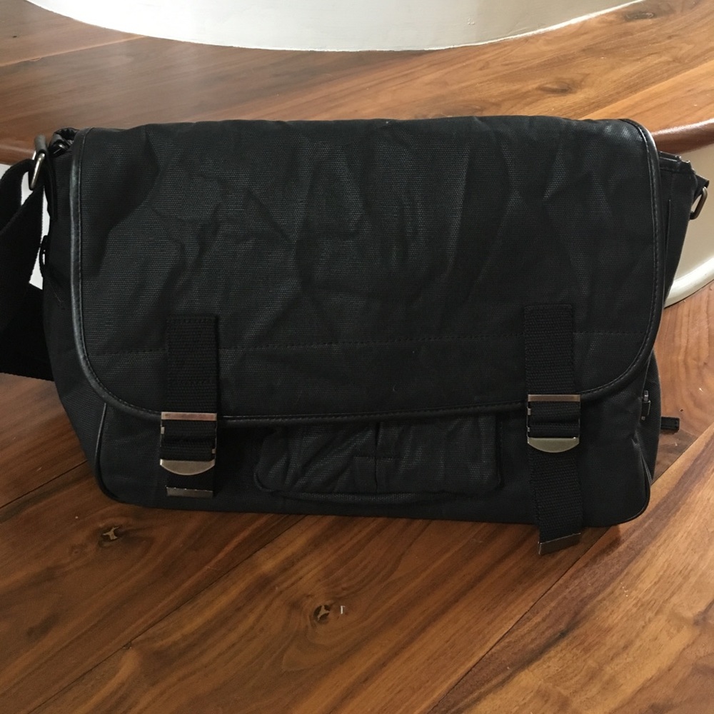 OiOi Diaper bag