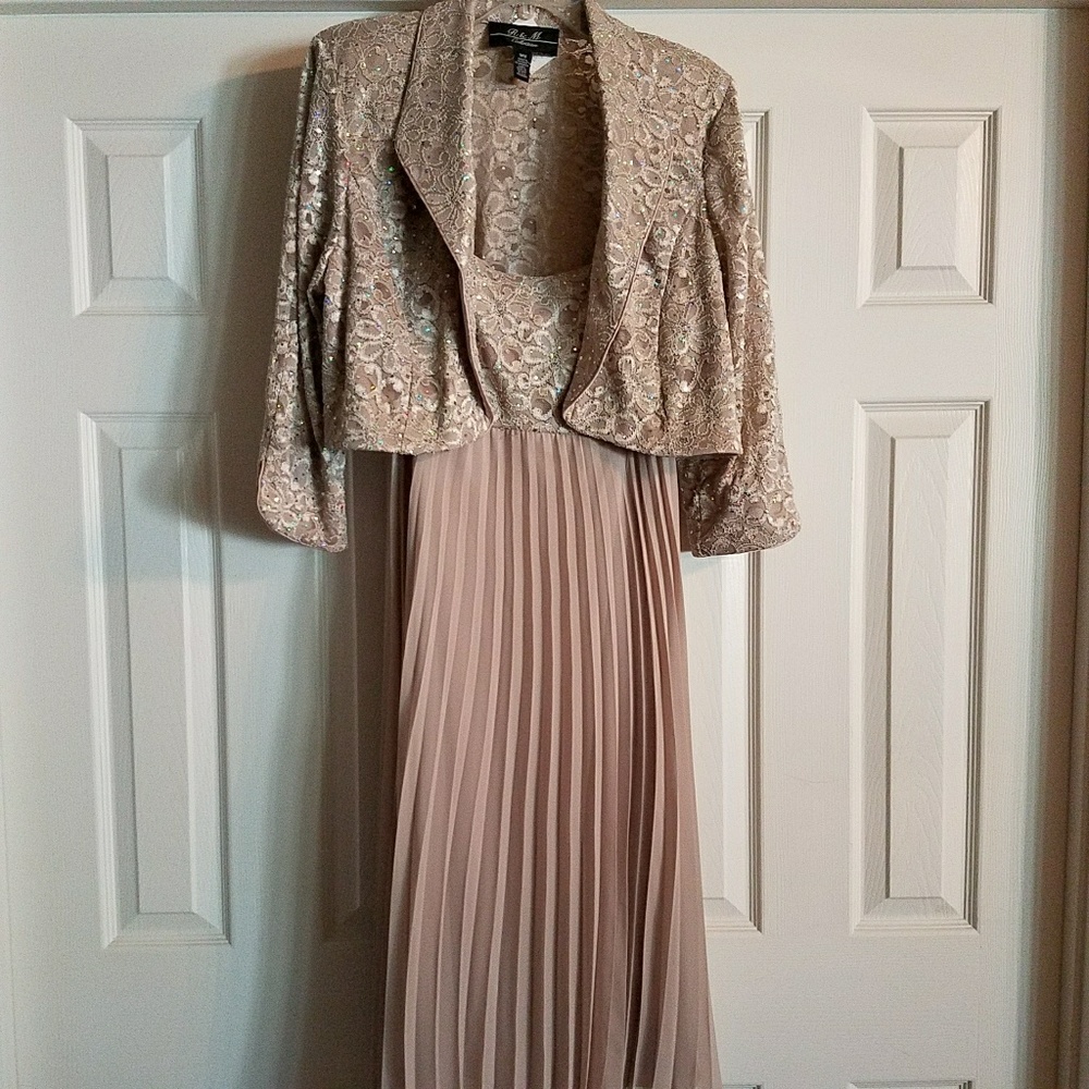 Ladies dressy dress