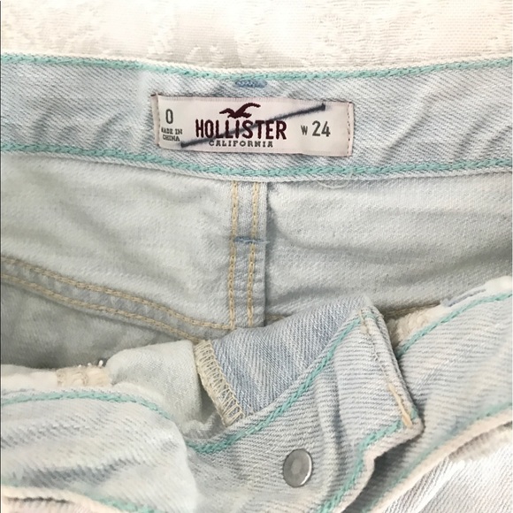 🚫Hollister Distressed Shorts🚫 - Picture 4 of 5