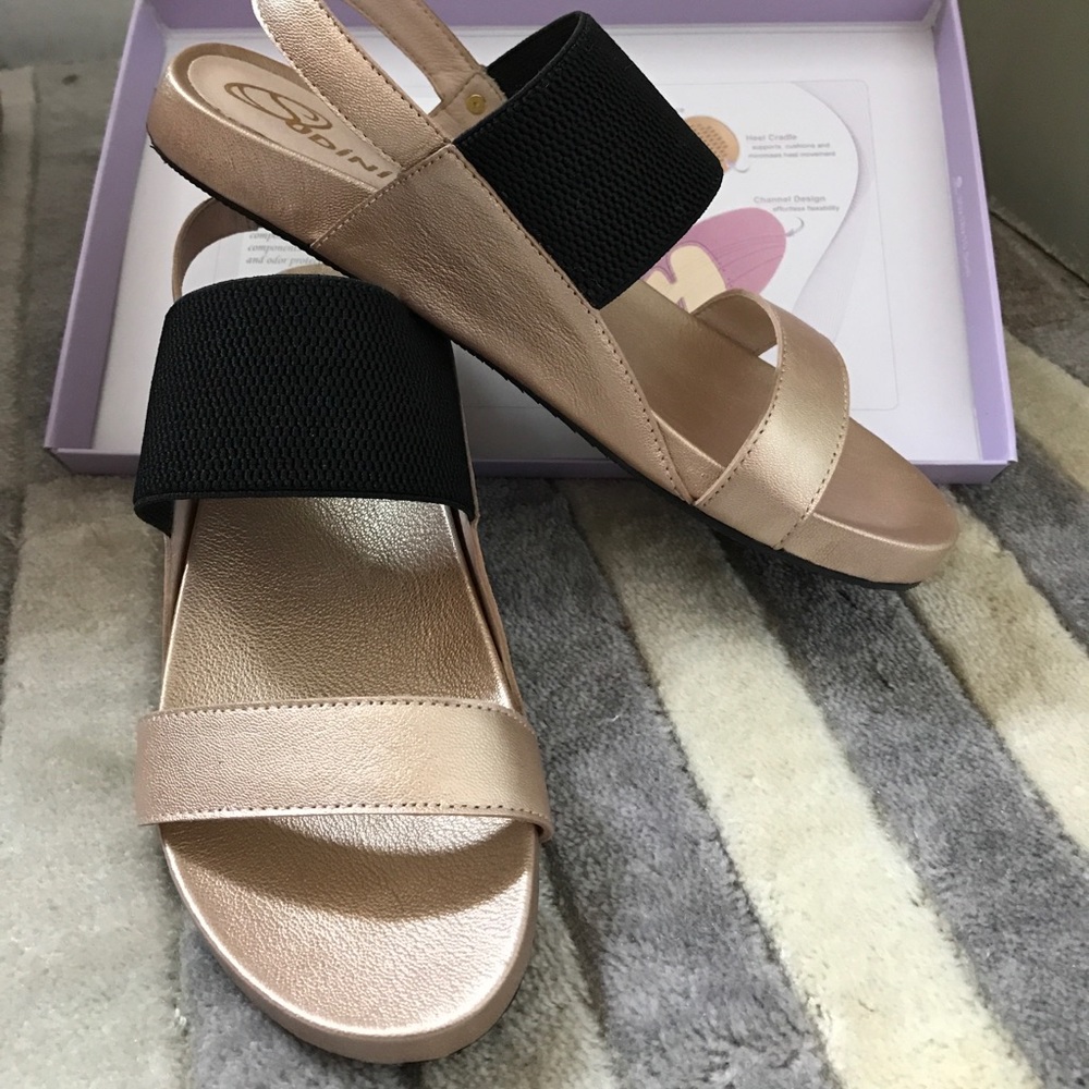 Sandals 👣 - Picture 9 of 9