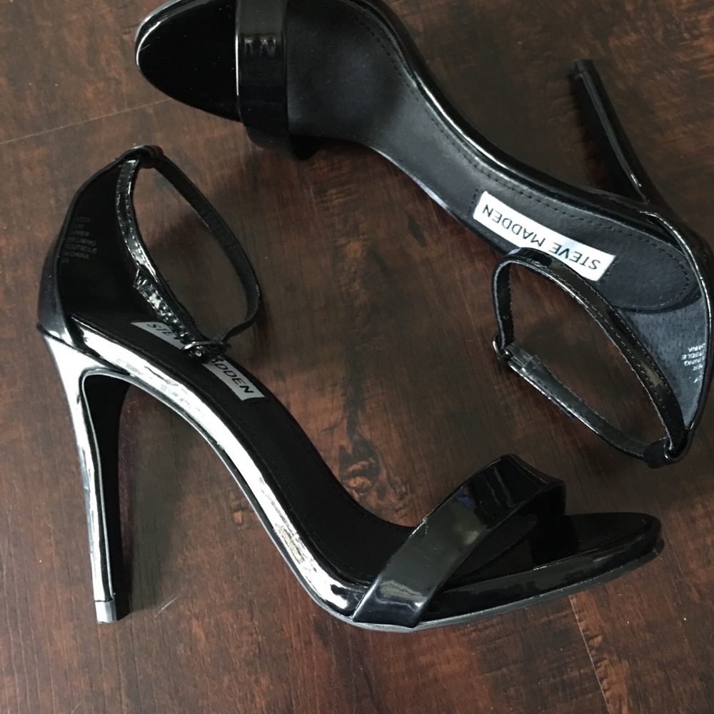 Black strappy Steve Madden heels