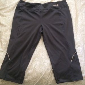 Charcoal gray FILA compression crops size XL