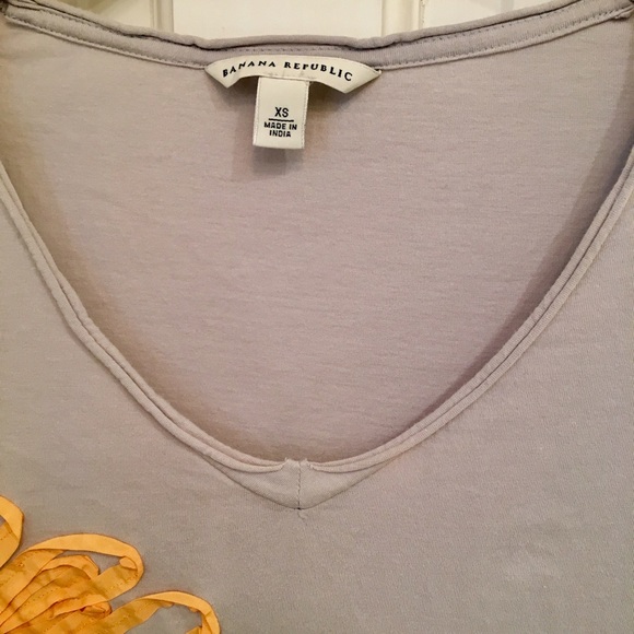Banana Republic organic cotton T-shirt - Picture 3 of 4