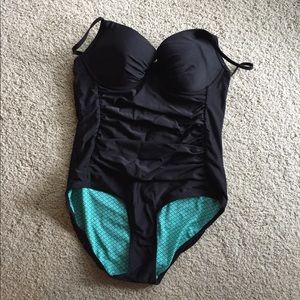 Swim suit