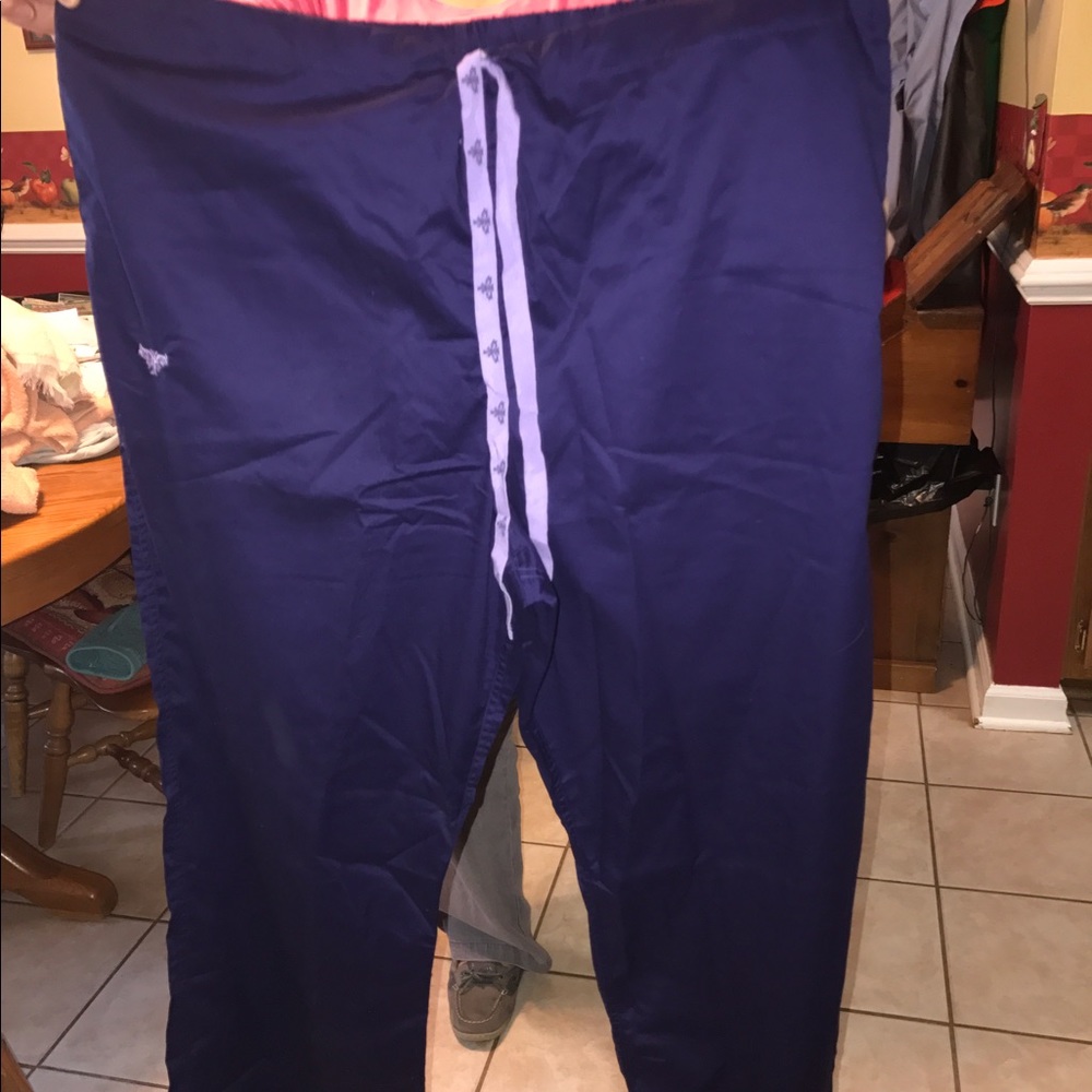 Med couture scrubs BRAND NEW WITH TAGS