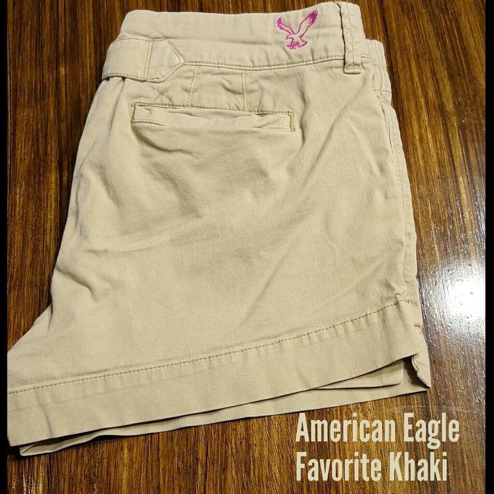 American Eagle Khaki shorts