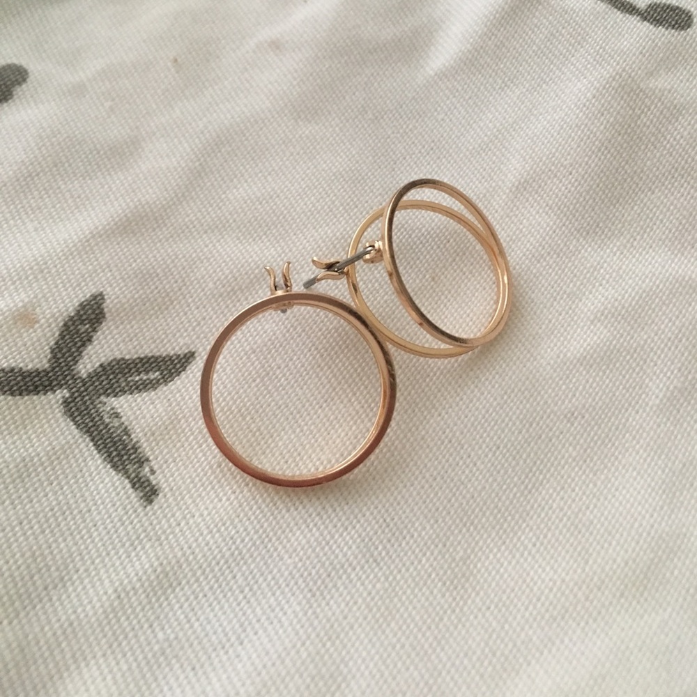 Ear ring