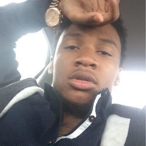 Meet your Posher, Aaron