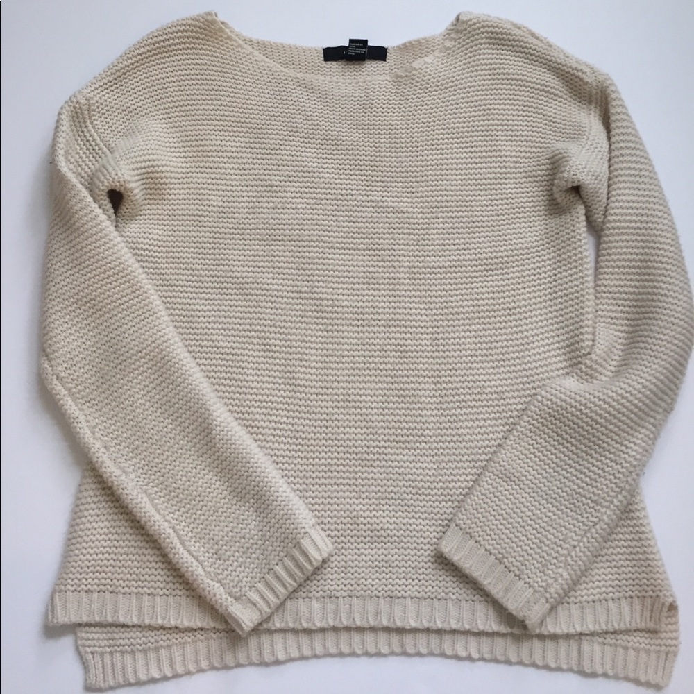 Knit sweater