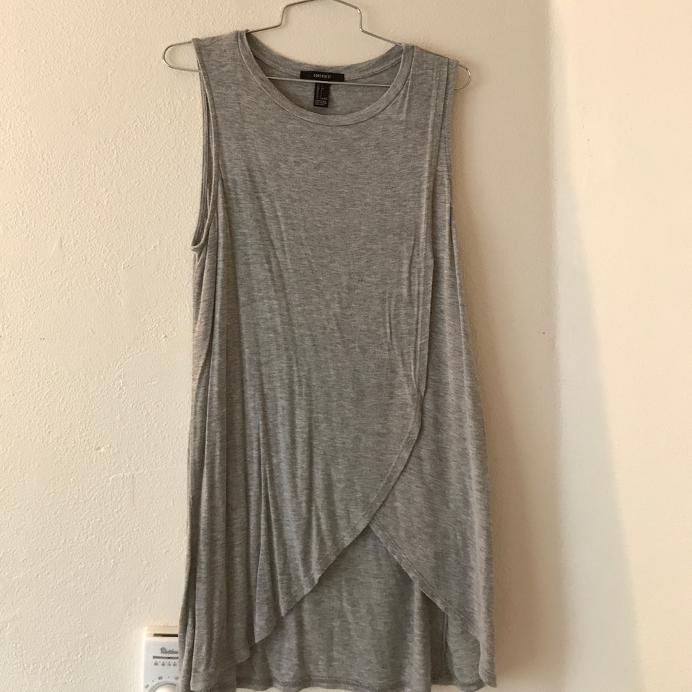 Grey tank