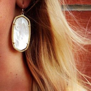 Kendra Scott Elle Earrings