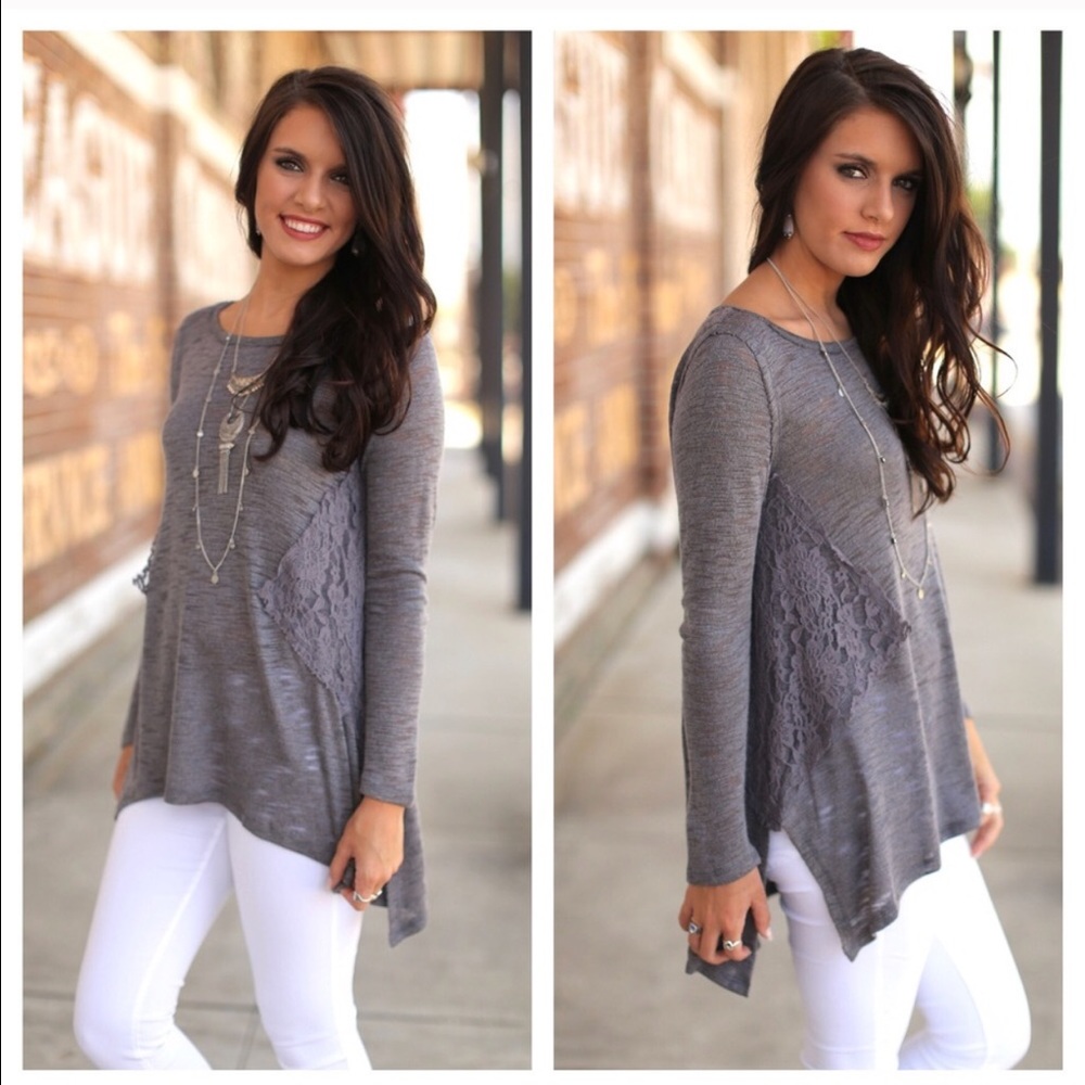 Beautiful grey tunic📿📿 Falls loosely