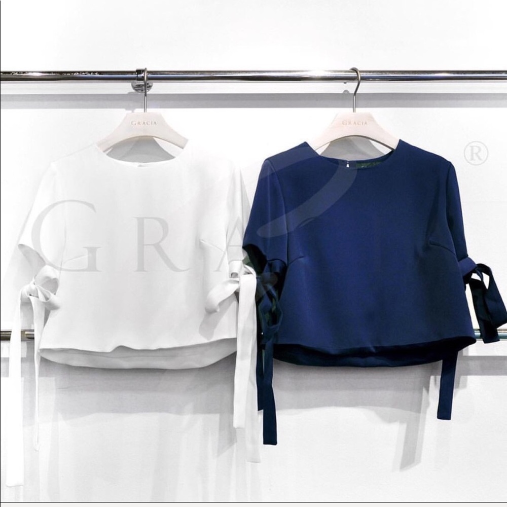 Gracia short sleeve Blouse
