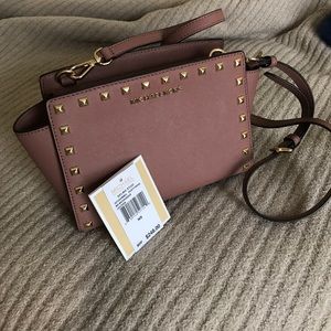 Michael Kors dusty rose crossbody bag! Very new!