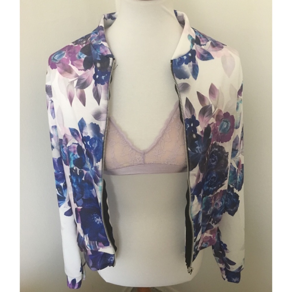 Boohoo Floral Print Jersey Bomber BNWT