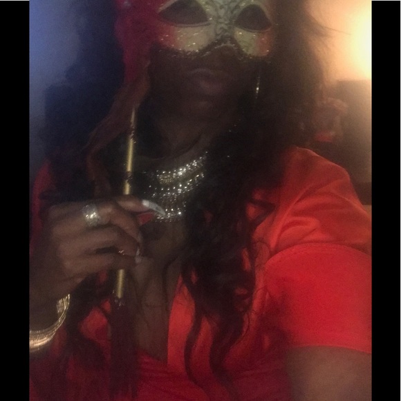 Meet your Posher, Dana - Picture 3 of 3