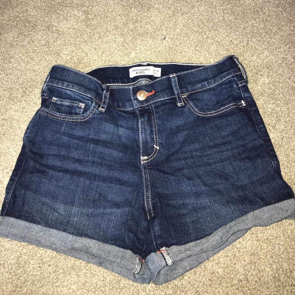 Abercrombie kids girls denim short. NWOT