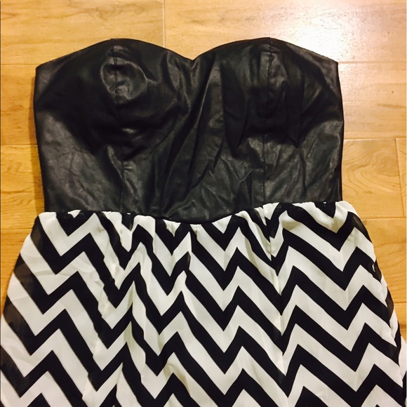 Halter dress short with long cover - Picture 3 of 5