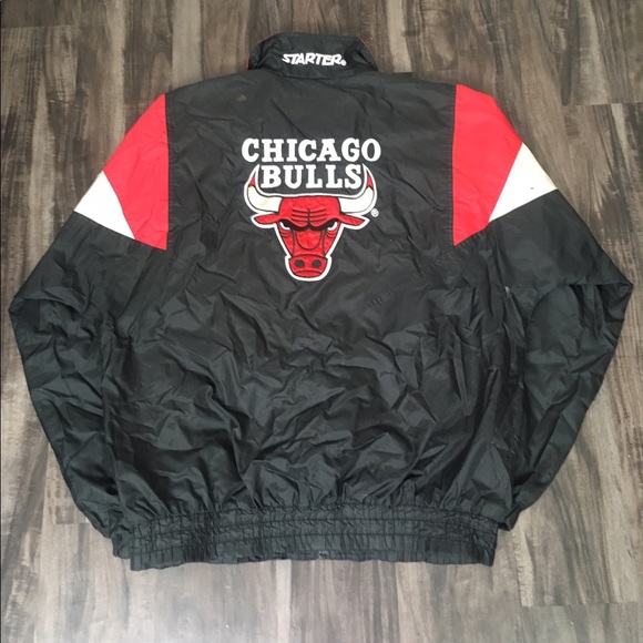 Vintage NBA Starter Chicago Bulls Windbreaker - Picture 2 of 4