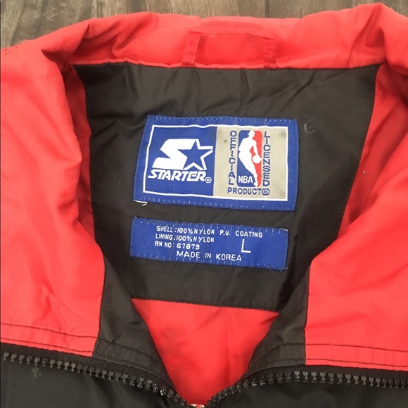 Vintage NBA Starter Chicago Bulls Windbreaker - Picture 3 of 4