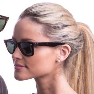 Rayban Original Wayfarers in Tortoise