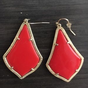 Kendra Scott earring