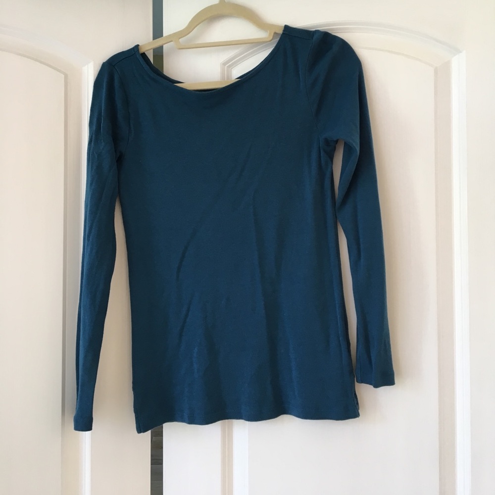 Gap layering long sleeve tee