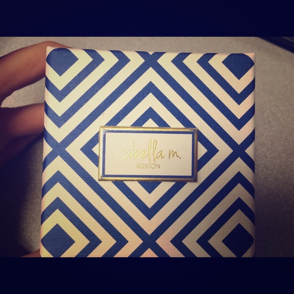 Isabella M. Boston earrings - Picture 4 of 4