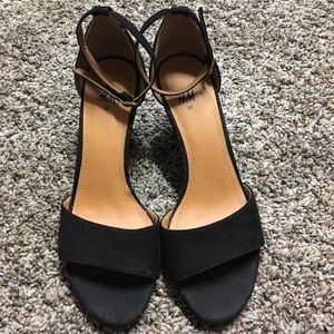 💎Black H&M Wedged Heels💎