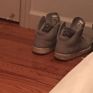 Meet your Posher, Alan