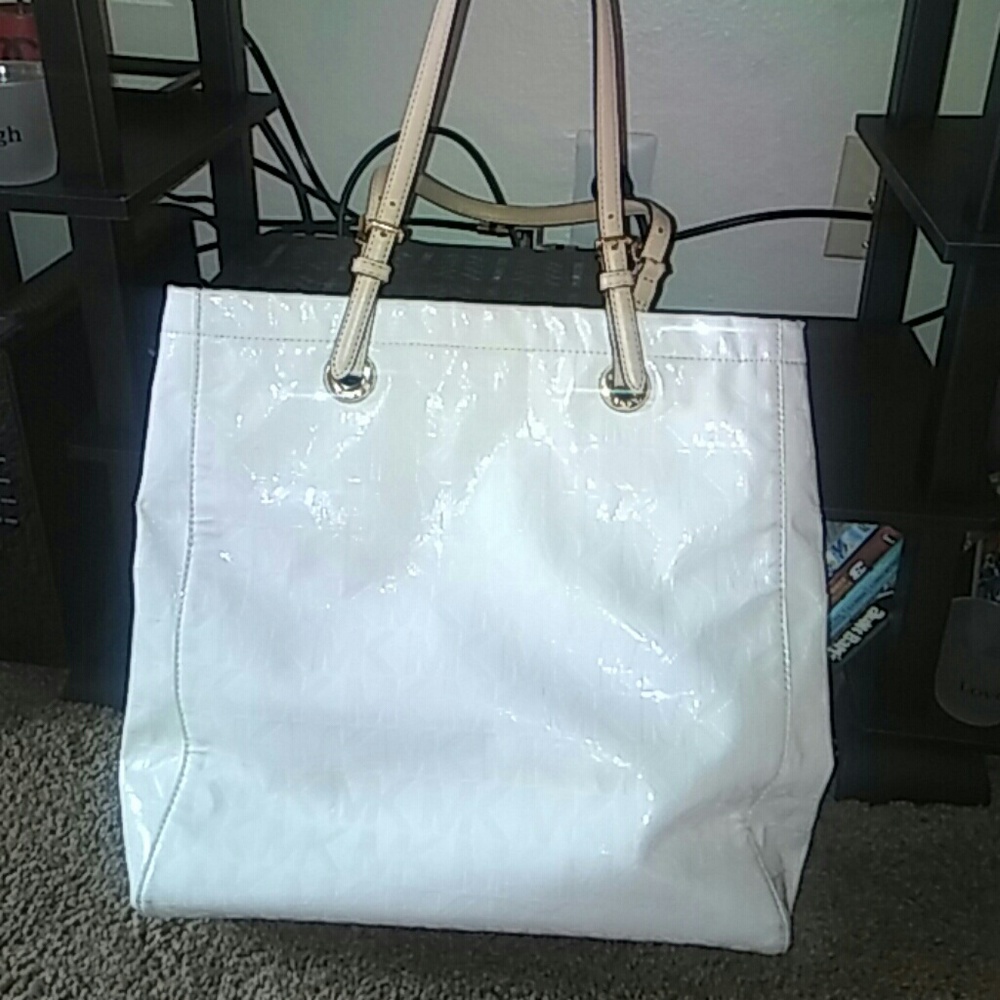White MK purse