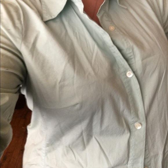 🍁🍂Gap button down🍁🍂 - Picture 4 of 4