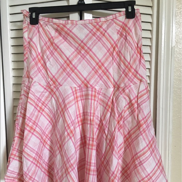 Pink and white is so delight - Picture 1 of 3