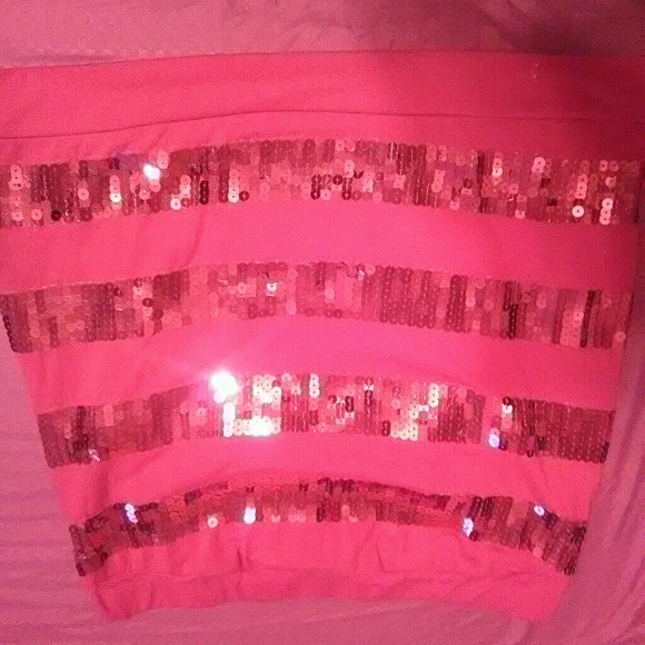 Skirt - Picture 2 of 3