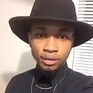 Meet your Posher, Lay