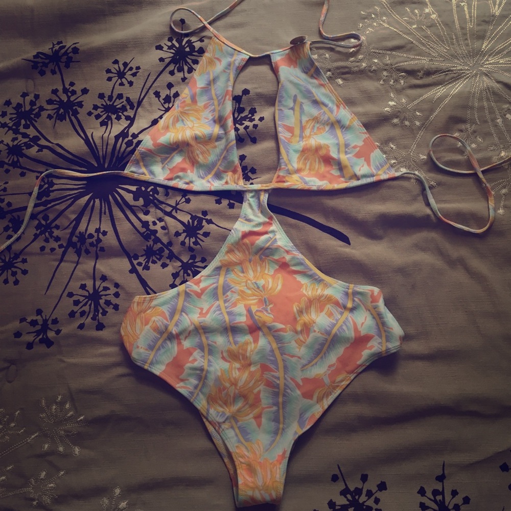Forever 21 swimsuit