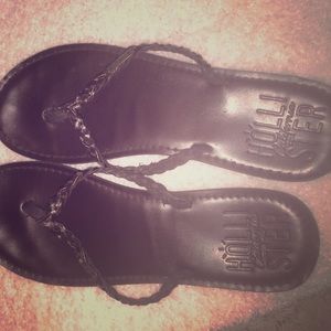Hollister Flop Flops