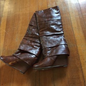 Brown wedge boots