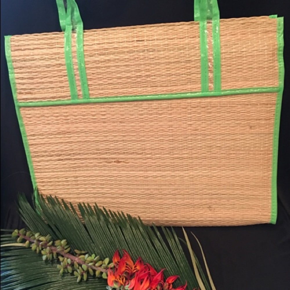 STRAW MAT & BAG