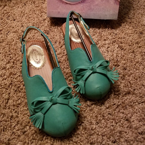 SOLD Host Pick! Joyfolie Girls SZ 2 Youth Shoes - Picture 3 of 5