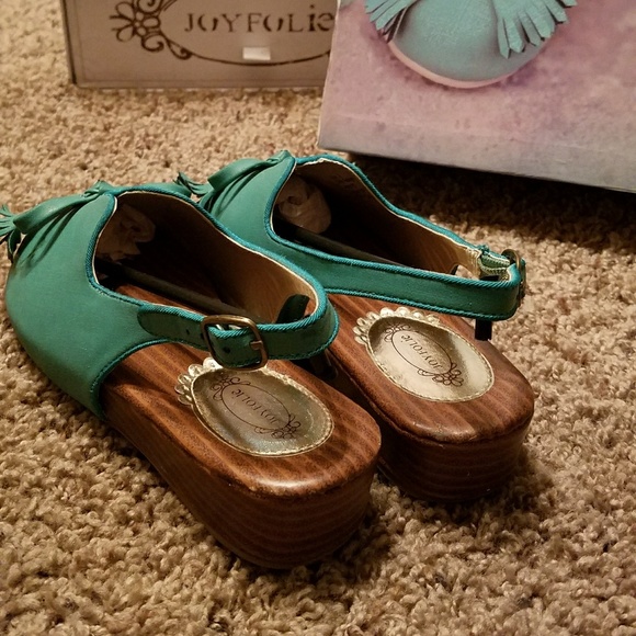 SOLD Host Pick! Joyfolie Girls SZ 2 Youth Shoes - Picture 4 of 5