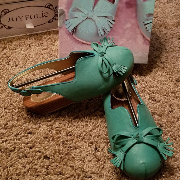 SOLD Host Pick! Joyfolie Girls SZ 2 Youth Shoes - Picture 5 of 5